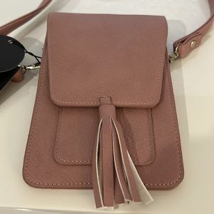 🦋  NWT ~ K-carroll RFID SECURE PINK MAUVE CROSSBODY BAG